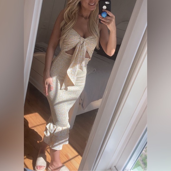 Yellow Floral Front Tie Cutout Smocked Midi Dress - Picture 2 of 5